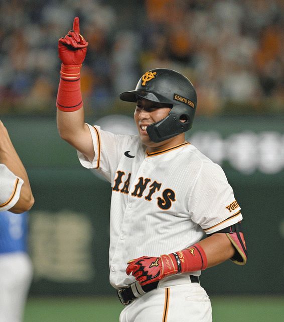 プロ初安打の巨人・浅野翔吾 ファームでは坂本や松田からアドバイス