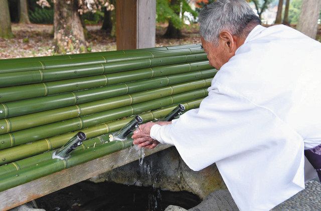 手水舎 自動水栓に改修も 県内の神社初詣 コロナ感染防止策 中日新聞web