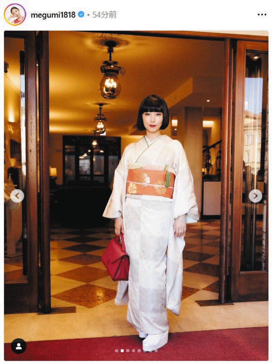 ◇MEGUMI『コスプレ感』出まくりのナース＆着物姿【写真】：中日
