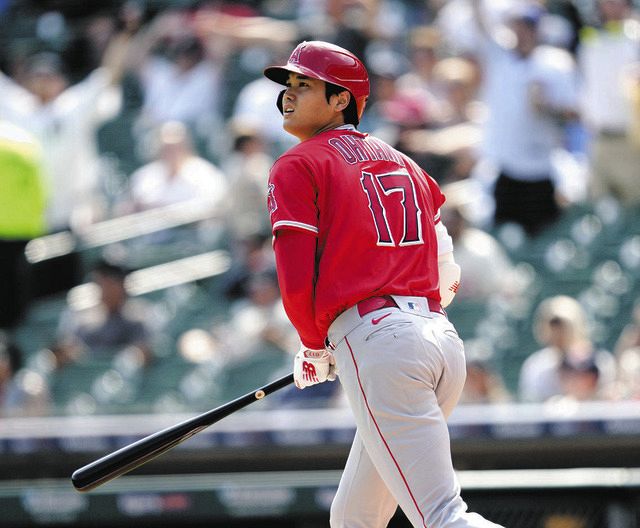 大谷翔平 ダブルヘッダーでメジャー初の完投、完封2本塁打