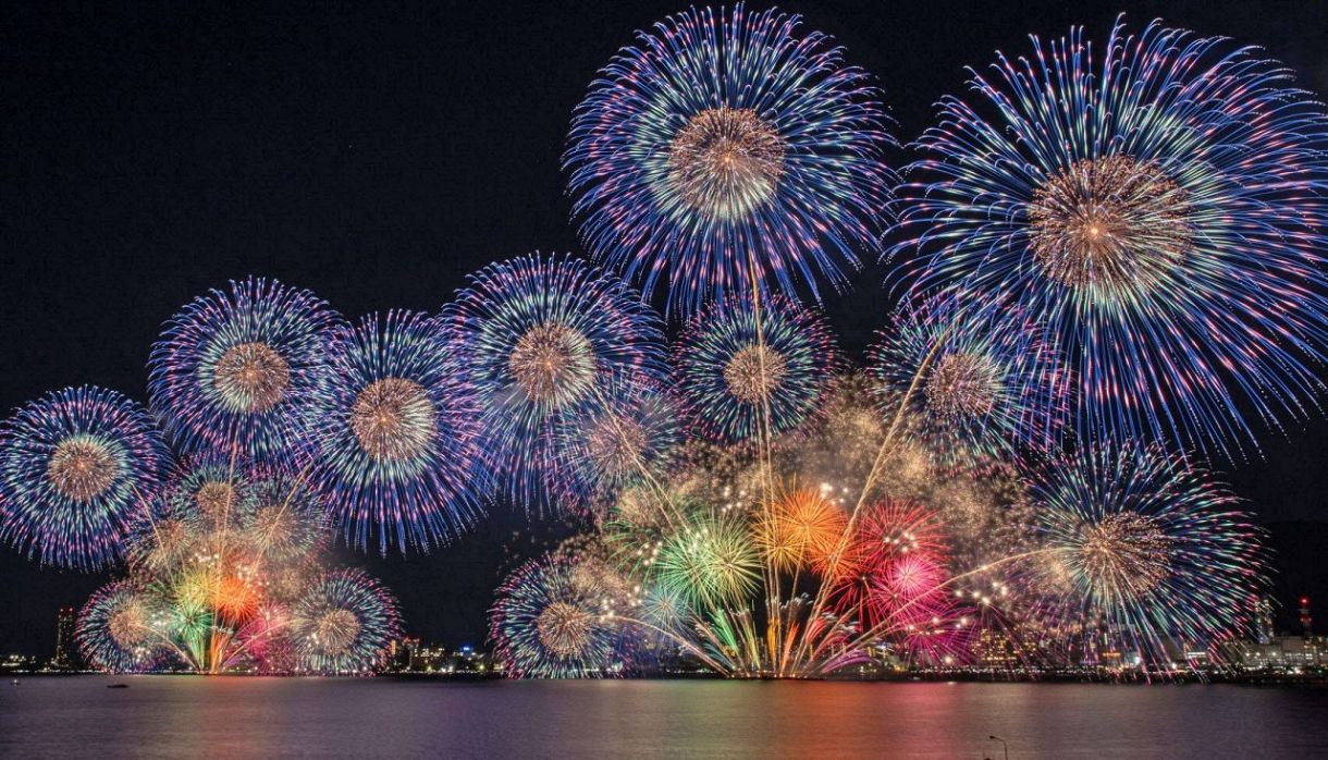 びわ湖大花火」有料席を昨年比1700人分増へ 16日から抽選販売 びわ湖大花火」有料席を昨年比1700人分増へ 16日から抽選販売