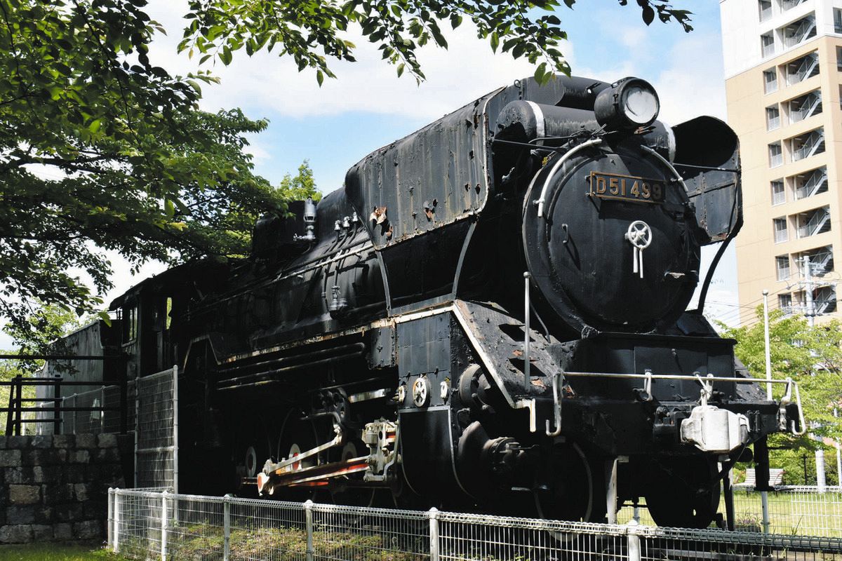 50年間野ざらしの津偕楽公園「デゴイチ」よ、往年の姿によみがえれ