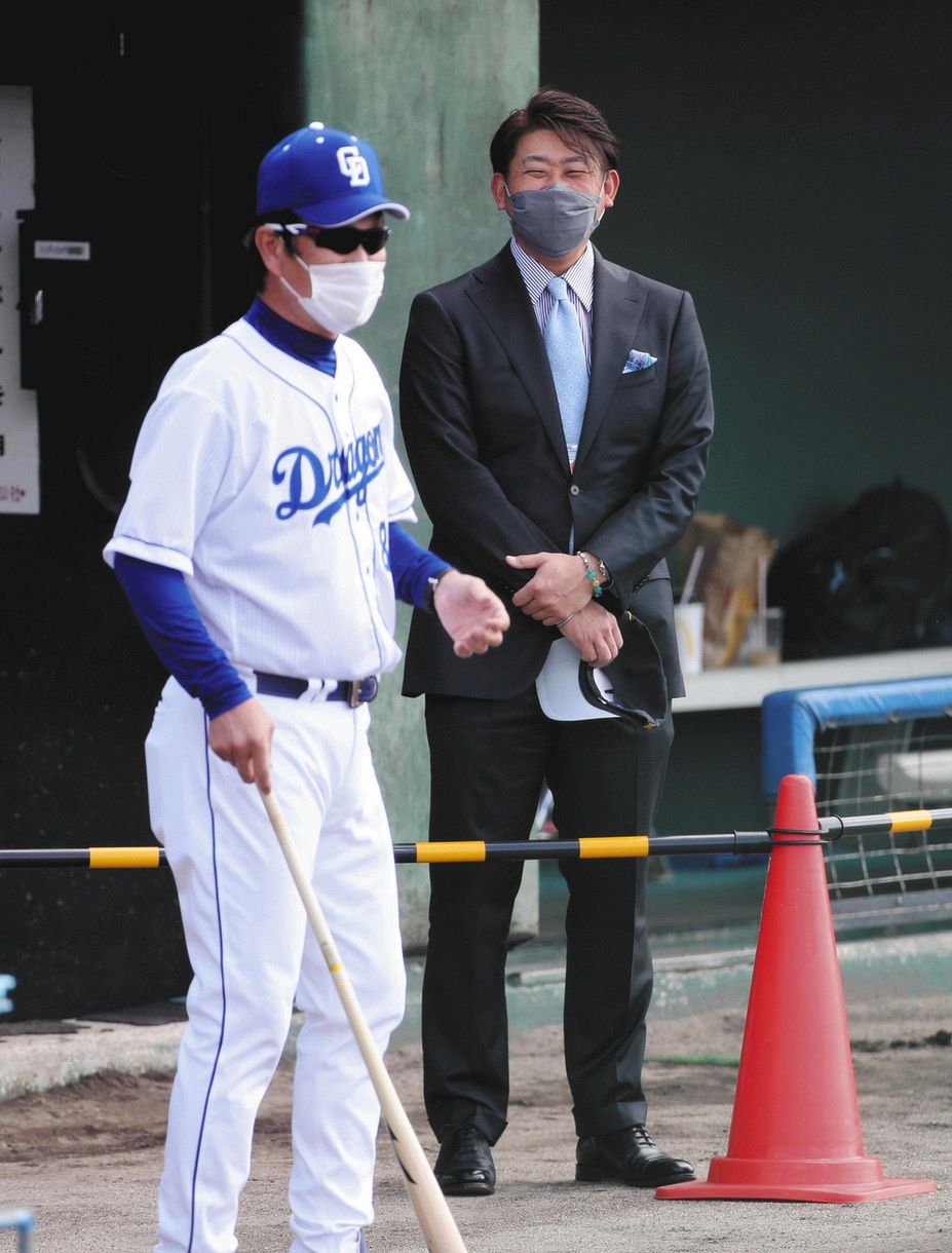中日】立浪監督から直電！生配信見ながらリアルタイム指示 片岡2
