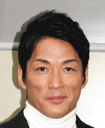ベンチ裏から見た素顔の長島一茂  池田書店 大阪府池田市長のベッドなど私物「庁舎持ち込み」に長嶋一茂は「市民の