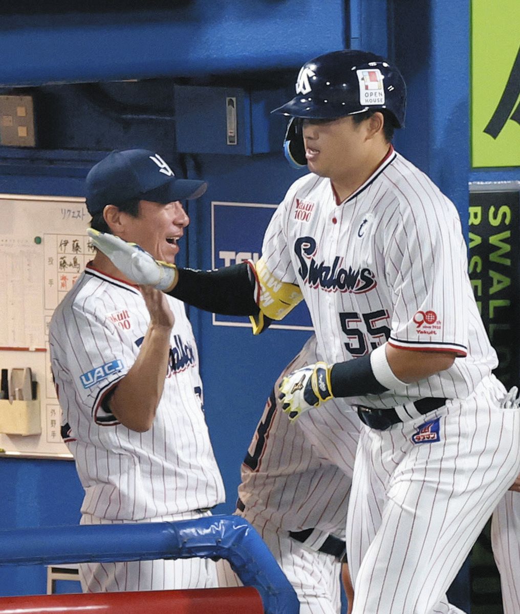 エポック ワン【村上宗隆】日本新記録となるシーズン12度目の1試合複数本塁打 エポック ワン【村上宗隆】日本新記録となるシーズン12度目の1
