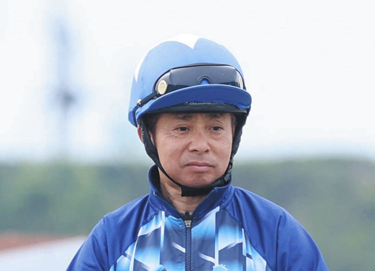 JRA】岩田康誠騎手が乗り替わり 京都3Rで落馬負傷のため：中日スポーツ