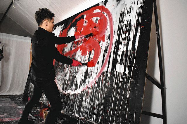 届け情熱 アーティスト山内さんが浜松で絵画展 中日新聞しずおかweb