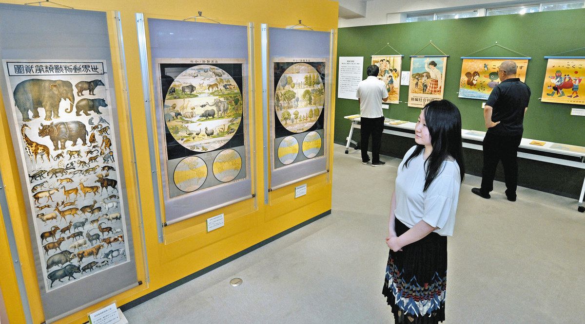 学び支えた精巧な掛図 県教育博物館で展示：日刊県民福井Web