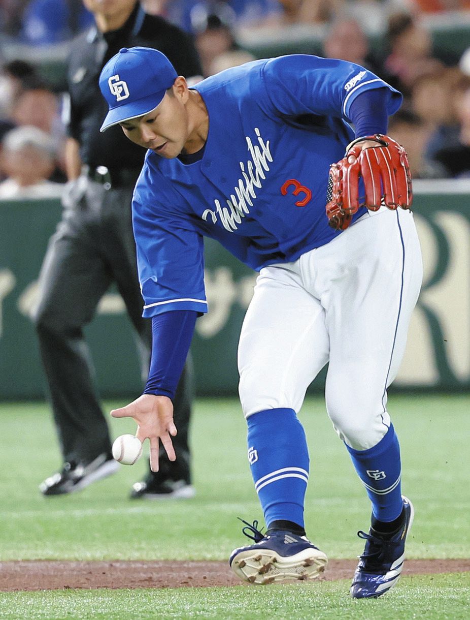 すべりこみ　高橋周平選手　3　中日ドラゴンズ　靴べら　バット すべりこみ 高橋周平選手 3 中日ドラゴンズ 靴べら バット