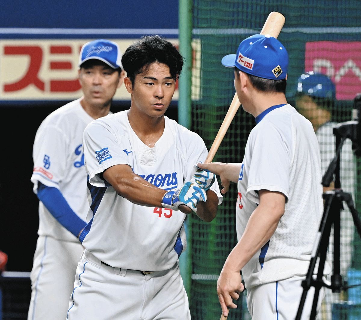再昇格した中日・龍空、「少し焦って」ボール握り直し併殺崩れに 巨人・菅野からヒットは「うれしかった」：中日スポーツ・東京中日スポーツ