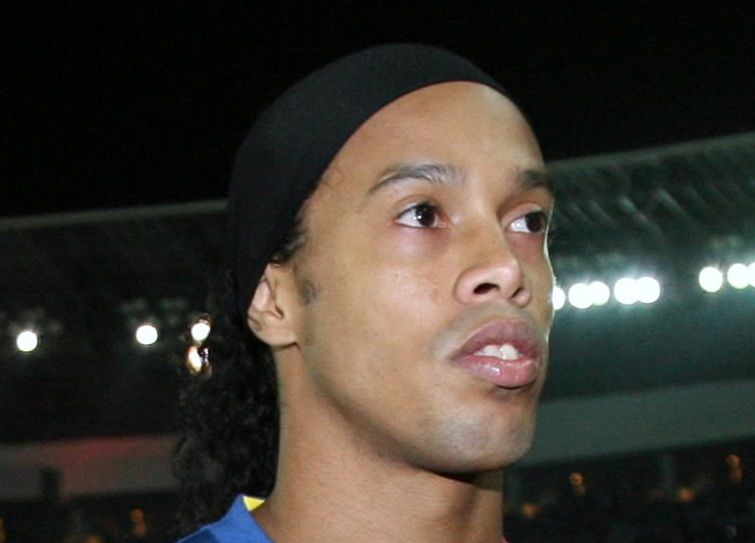 ロナウジーニョさん「また日本に、広島に戻ってきたい」浮き球パスで