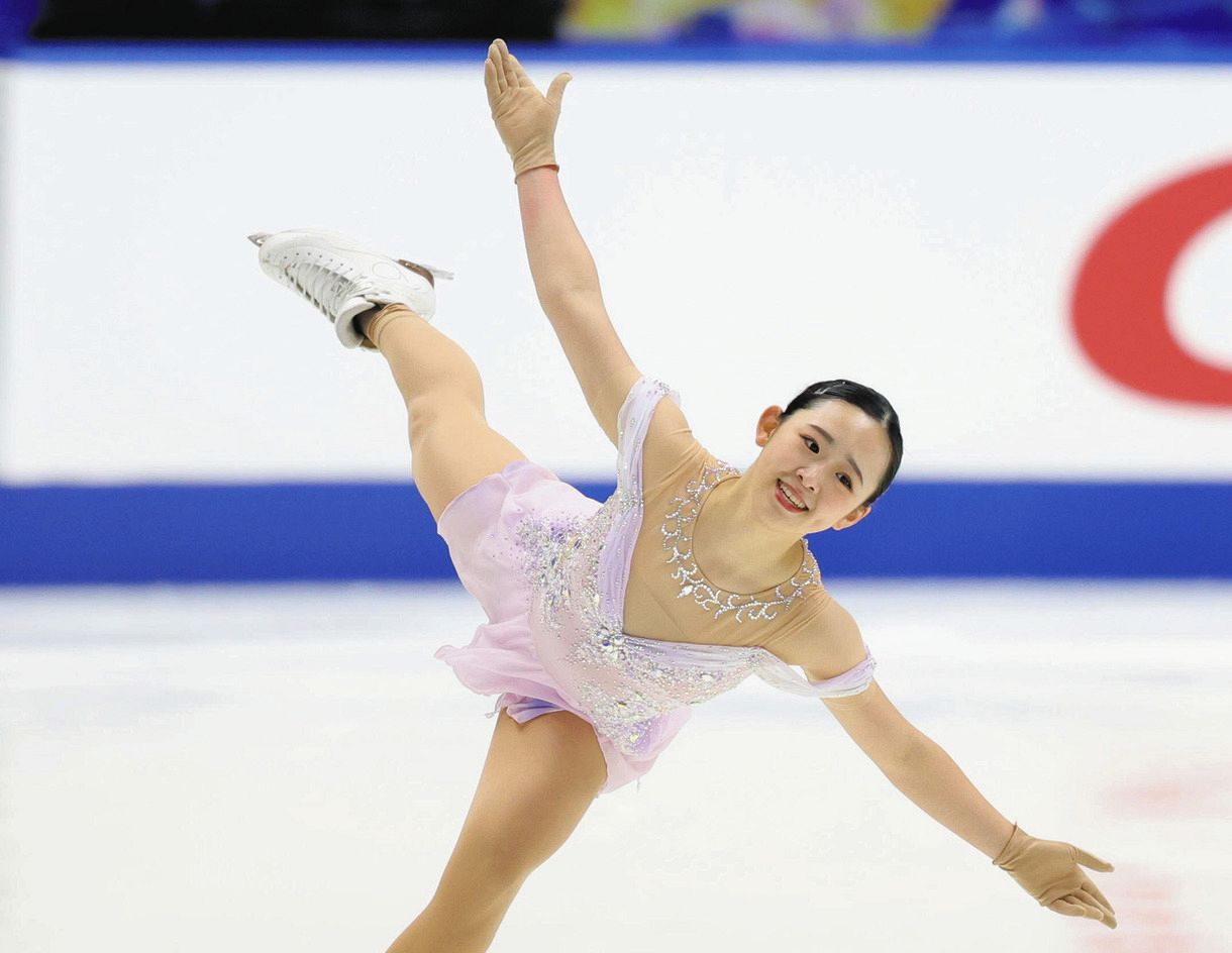 青木祐奈が5位、自己最高大幅更新 フィギュアNHK杯：中日新聞Web