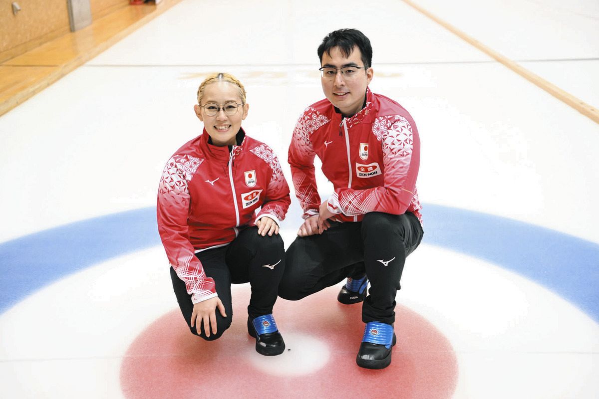 カーリング・混合ダブルス世界選手権】日本代表・小穴桃里、青木豪組
