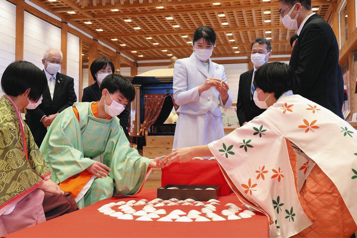 愛子さま「美しい和歌が多いですね」明和町の斎宮歴史博物館視察 歴史