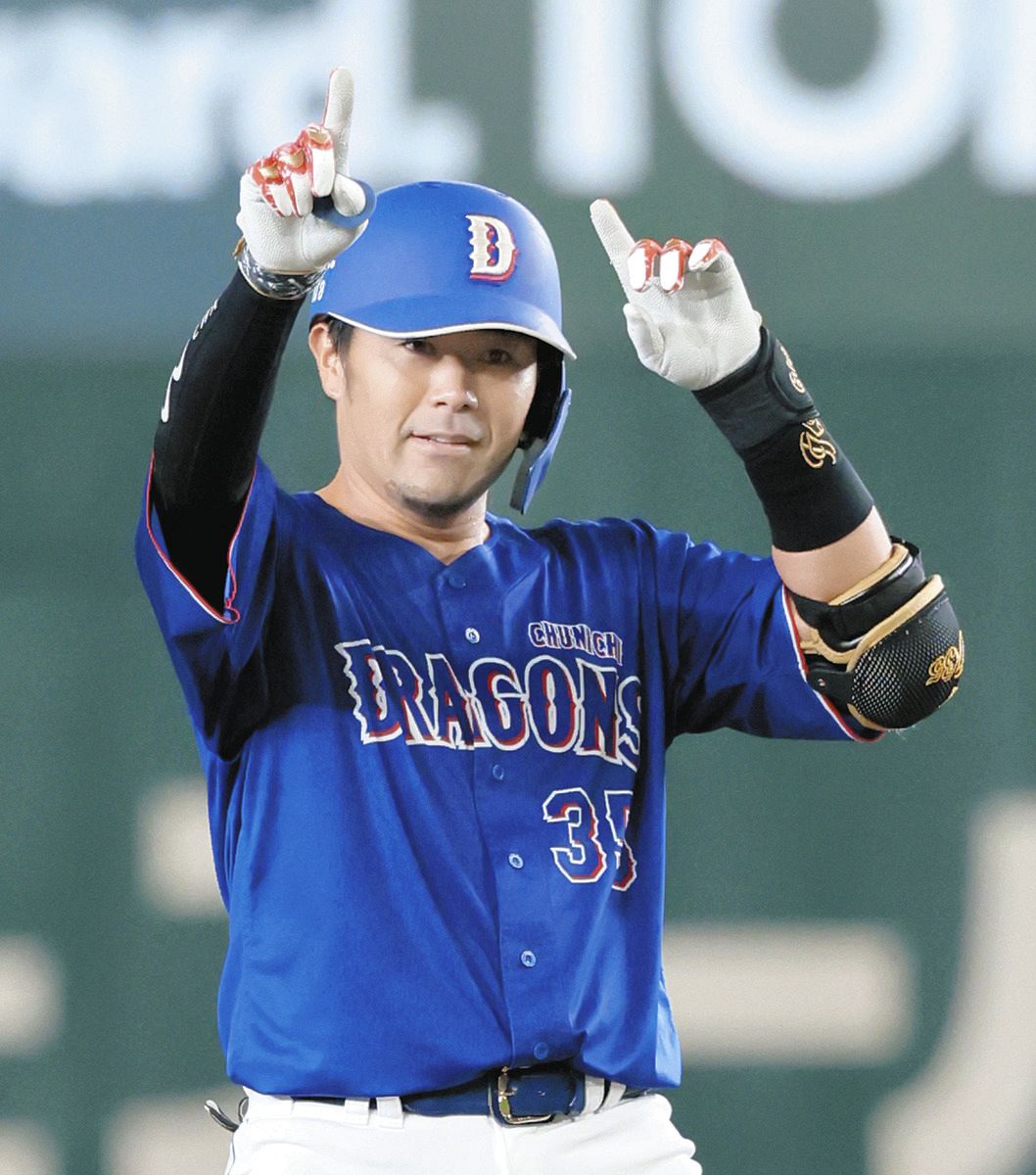 木下拓哉選手実使用バッティング手袋 中日・木下拓哉、1軍復帰後初スタメンマスクで存在感 先発・涌井を好