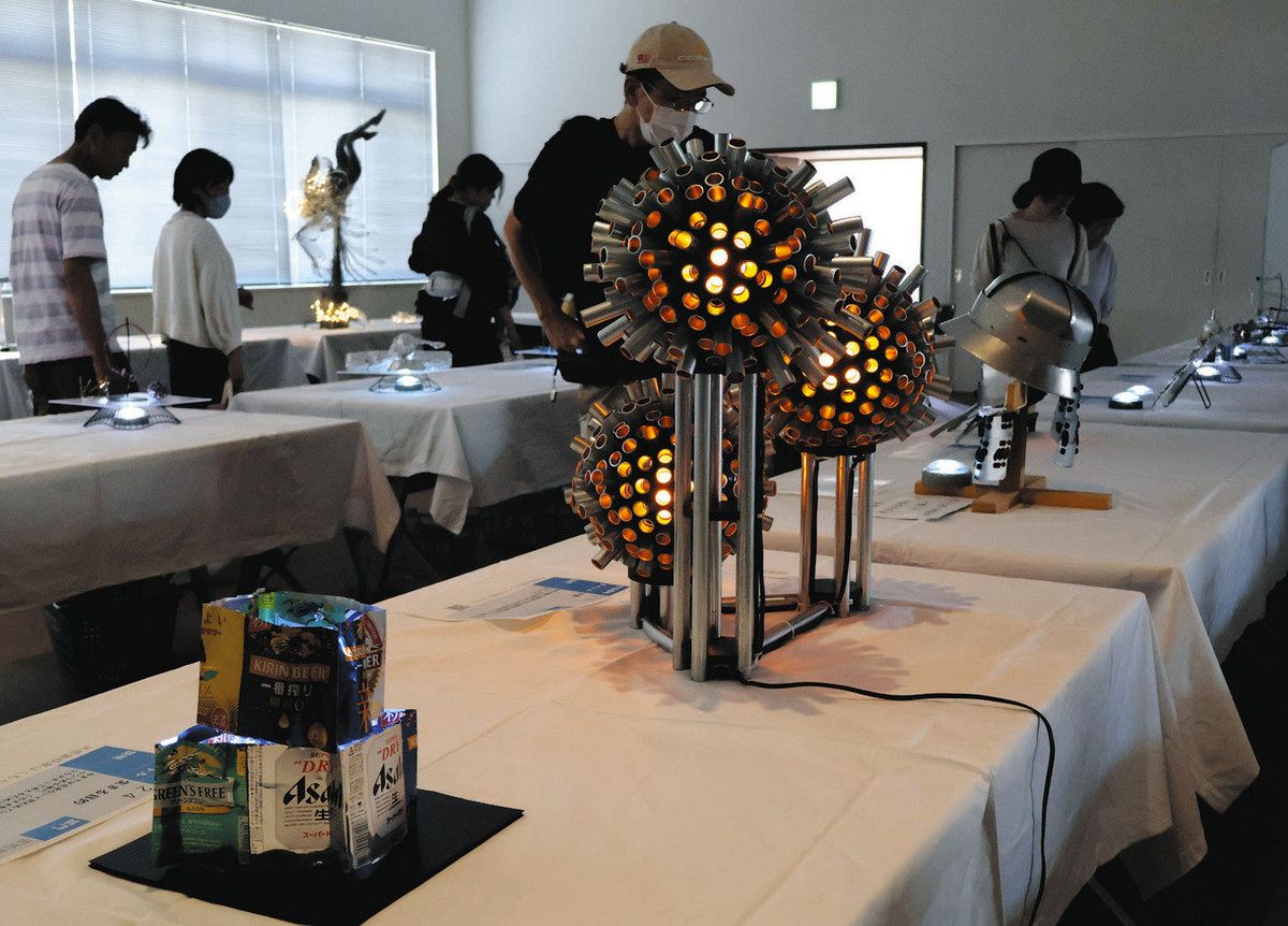 加工した金属、明かりと出合う 全国から作品「関メタルアート2024