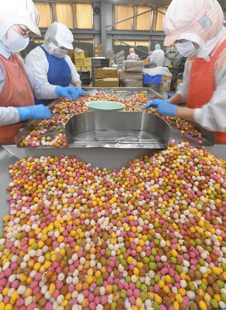 桃の節句彩る ひなあられ 大野で製造 出荷ピーク 日刊県民福井web 桃の節句彩る ひなあられ 大野で製造 出荷ピーク 日刊県民福井web