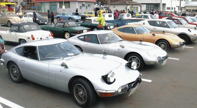 国内外のクラシックカーずらり 甲賀で愛好家ら集まりイベント：中日新聞Web