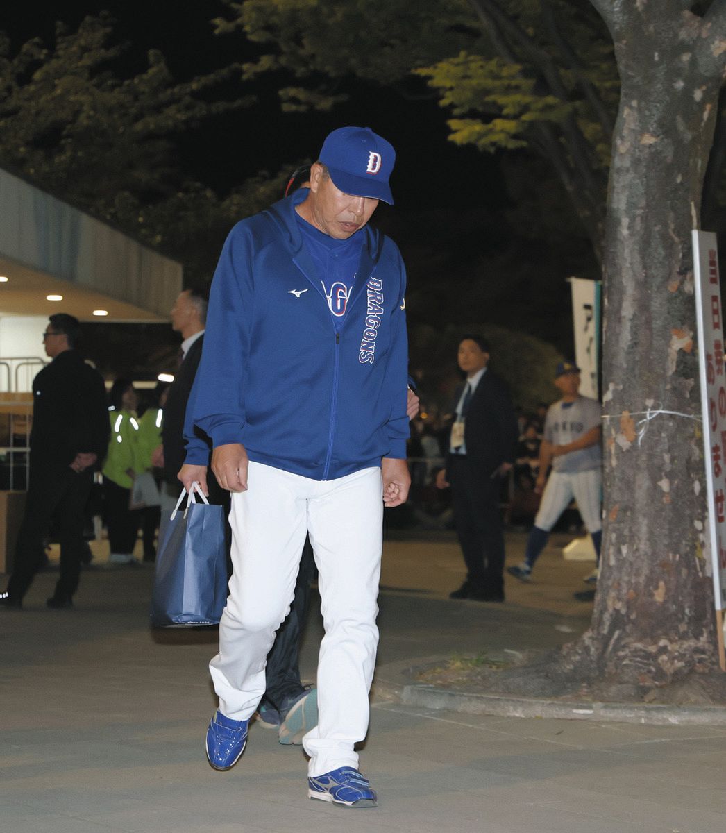 中日・井上監督語録】ミス連発に「『攻めの守り』をやらなきゃいけない