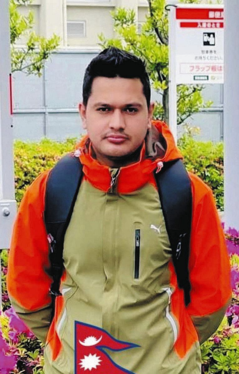 27歳で亡くなったネパール人留学生ワグレ・ナバラズ＝フェイスブックから