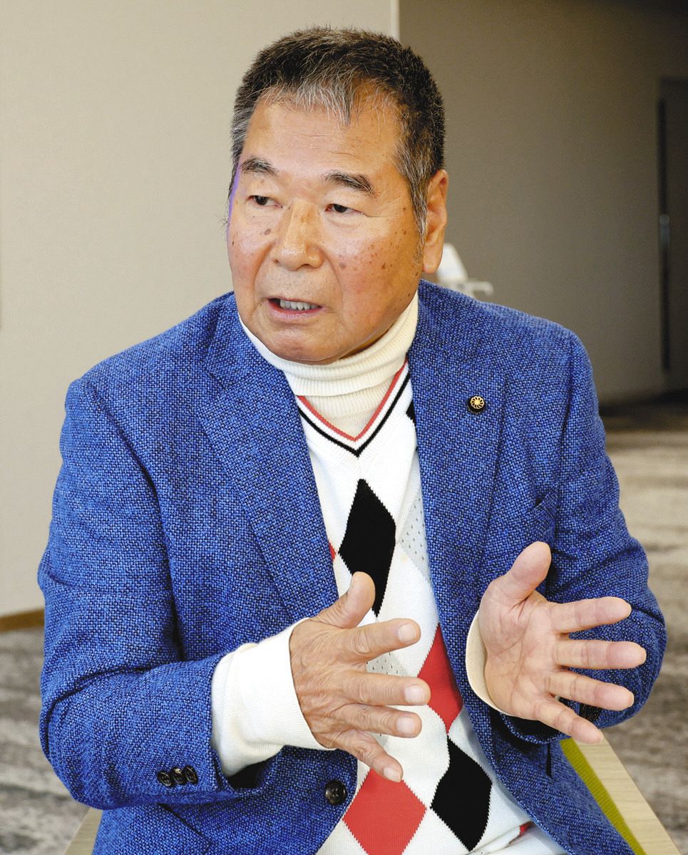 岐阜県警が鍔本規之・本巣市議を事情聴取 市議選前に有権者に菓子配布：中日新聞Web