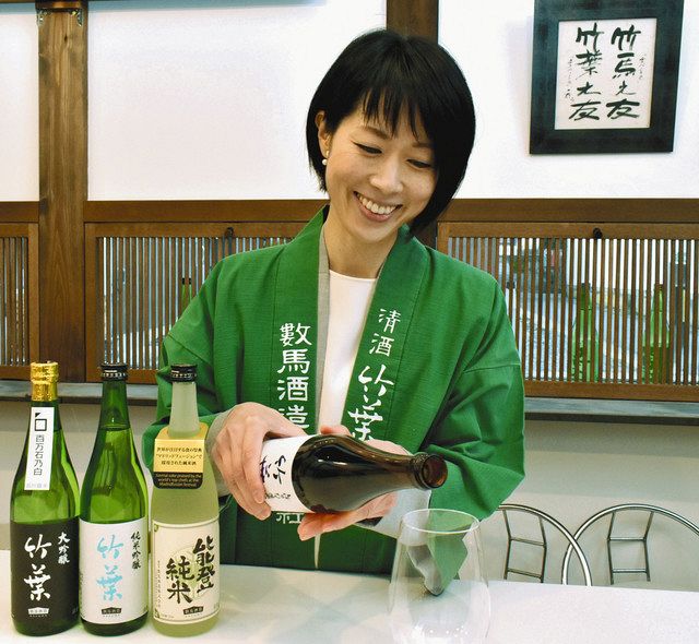 「能登の日本酒の魅力を若い世代にも伝えたい」と話す数馬しほりさん＝石川県能登町の数馬酒造で 