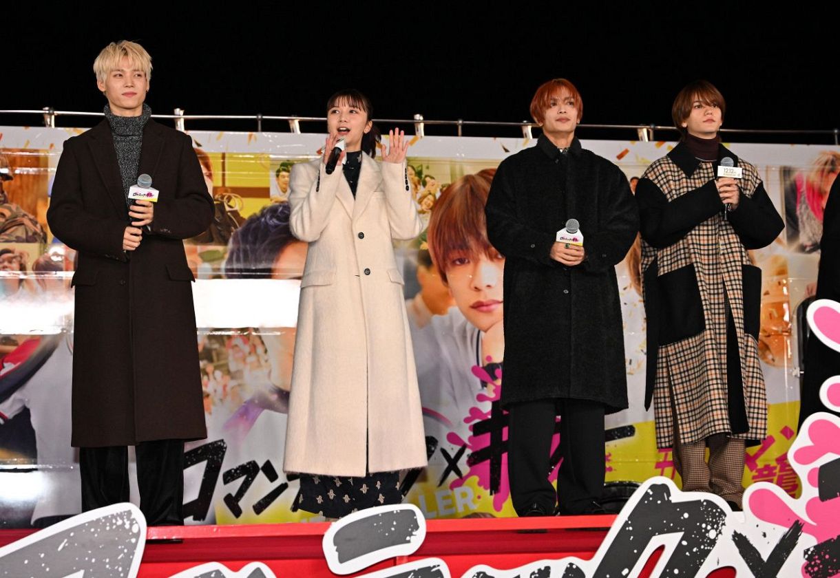 上白石萌歌、イルミネーション消灯? 「あまりないイベントですよね」高橋恭平らとクアトロ主演映画「ロマンティック・キラー」:中日スポーツ・東京 ...