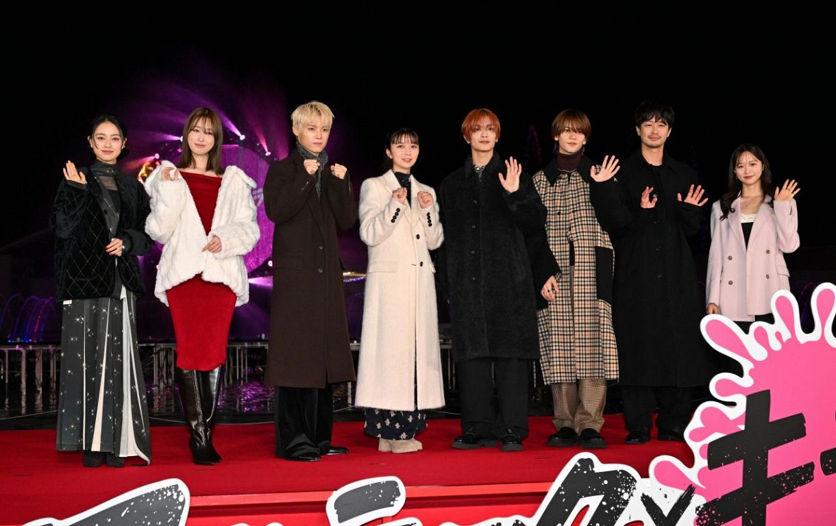 上白石萌歌、イルミネーション消灯? 「あまりないイベントですよね」高橋恭平らとクアトロ主演映画「ロマンティック・キラー」:中日スポーツ・東京 ...