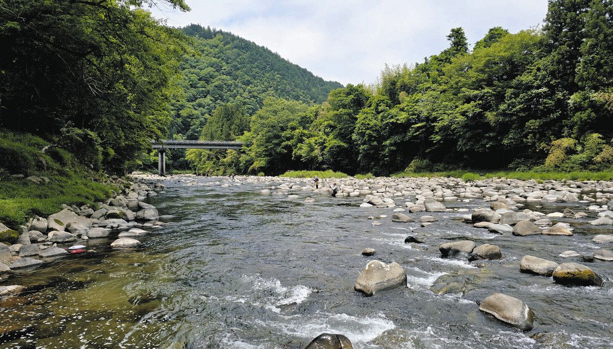 解禁日の広瀬橋上流の様子
