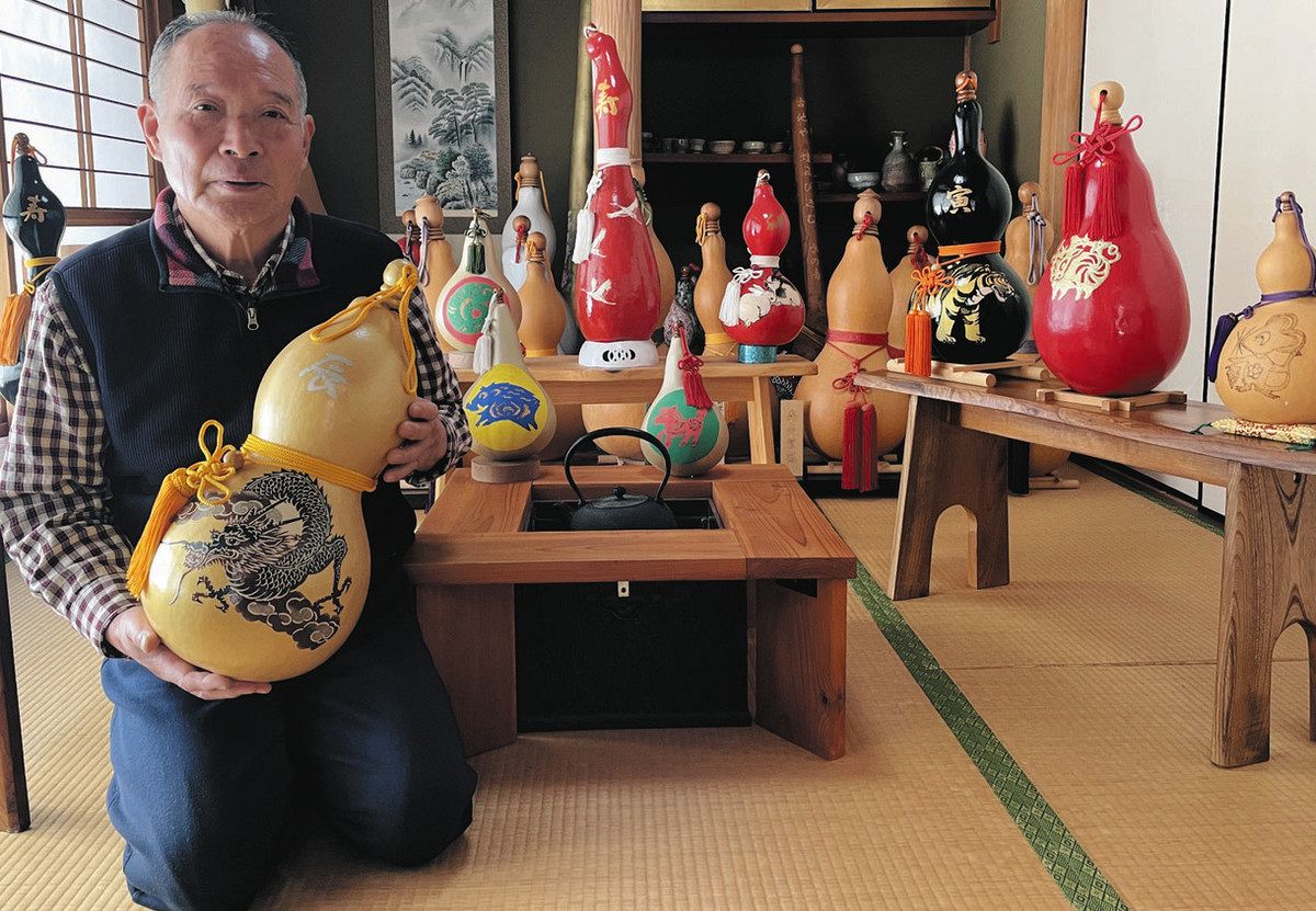 干支入りひょうたん勢ぞろい 「よい一年を」願い重ね制作、伊賀・瓢蜂