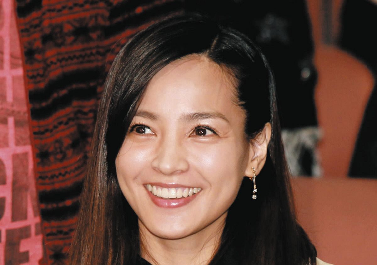 国仲涼子インタビュー ちゅらさん』ヒロイン・国仲涼子 、所属事務所を退所「私が東京に上京してから25年以上、この事務所で多くのことを学び、成長させていただきました」：中日スポーツ・東京中日スポーツ