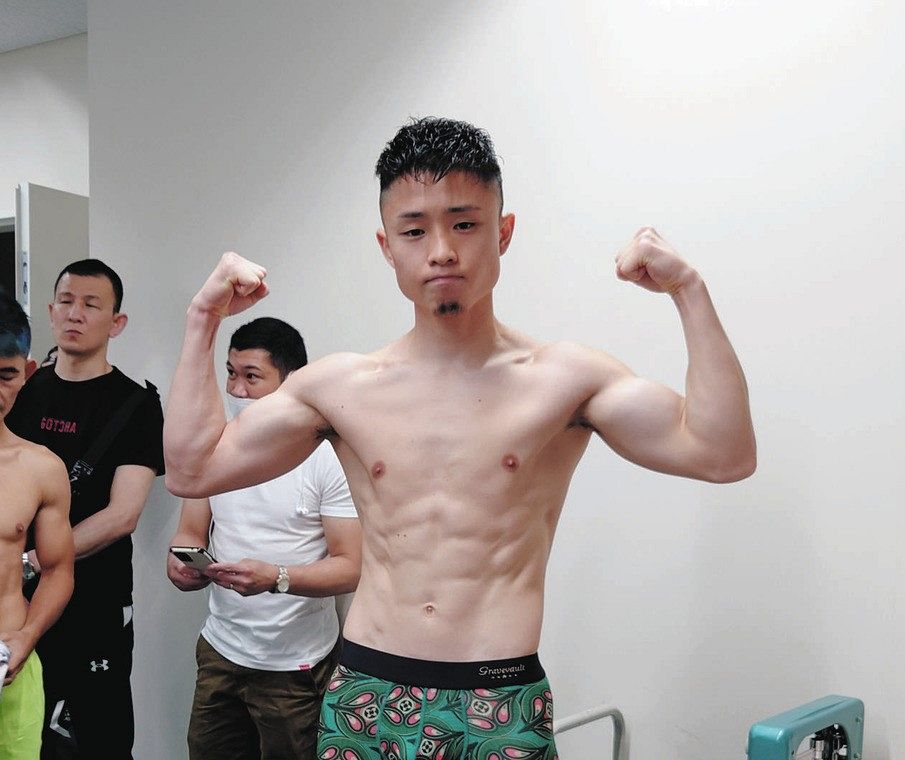 22年の世界戦で体重2・3キロ超過の石沢開、2階級上での再起戦で前日