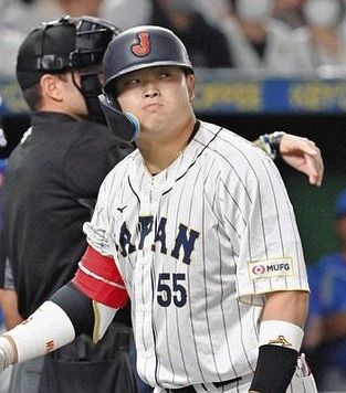 信頼への信頼 WBC準決勝】反撃のチャンスも…5番・村上宗隆は2打席連続三振、4番・吉田正尚は2打数2安打で好調をキープ：中日スポーツ・東京中日スポーツ 応援グッズ