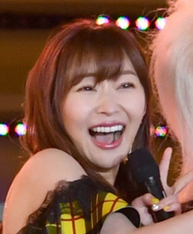 指原莉乃 天皇杯 トリニータ 浦和サポの小嶋陽菜と仲良し観戦も大分は一歩及ばず 涙のツイート 中日スポーツ 東京中日スポーツ