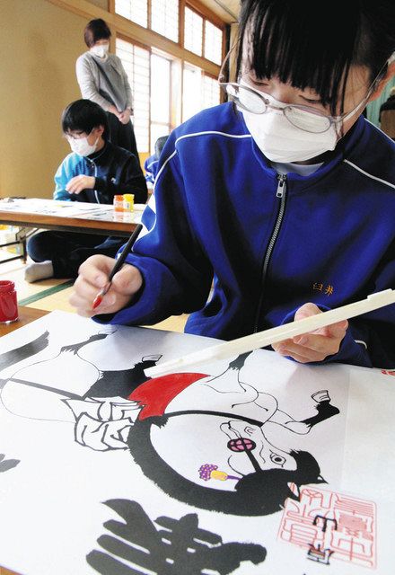 紙絵馬作りの伝統触れる 高山の北稜中生徒が体験：中日新聞Web