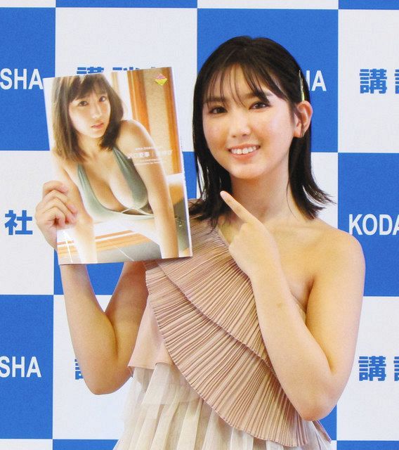 令和のグラビアクイーン 沢口愛華 背伸び した2nd写真集 現役女子高生17歳 今も仕事のたびに名古屋から上京 中日スポーツ 東京中日スポーツ