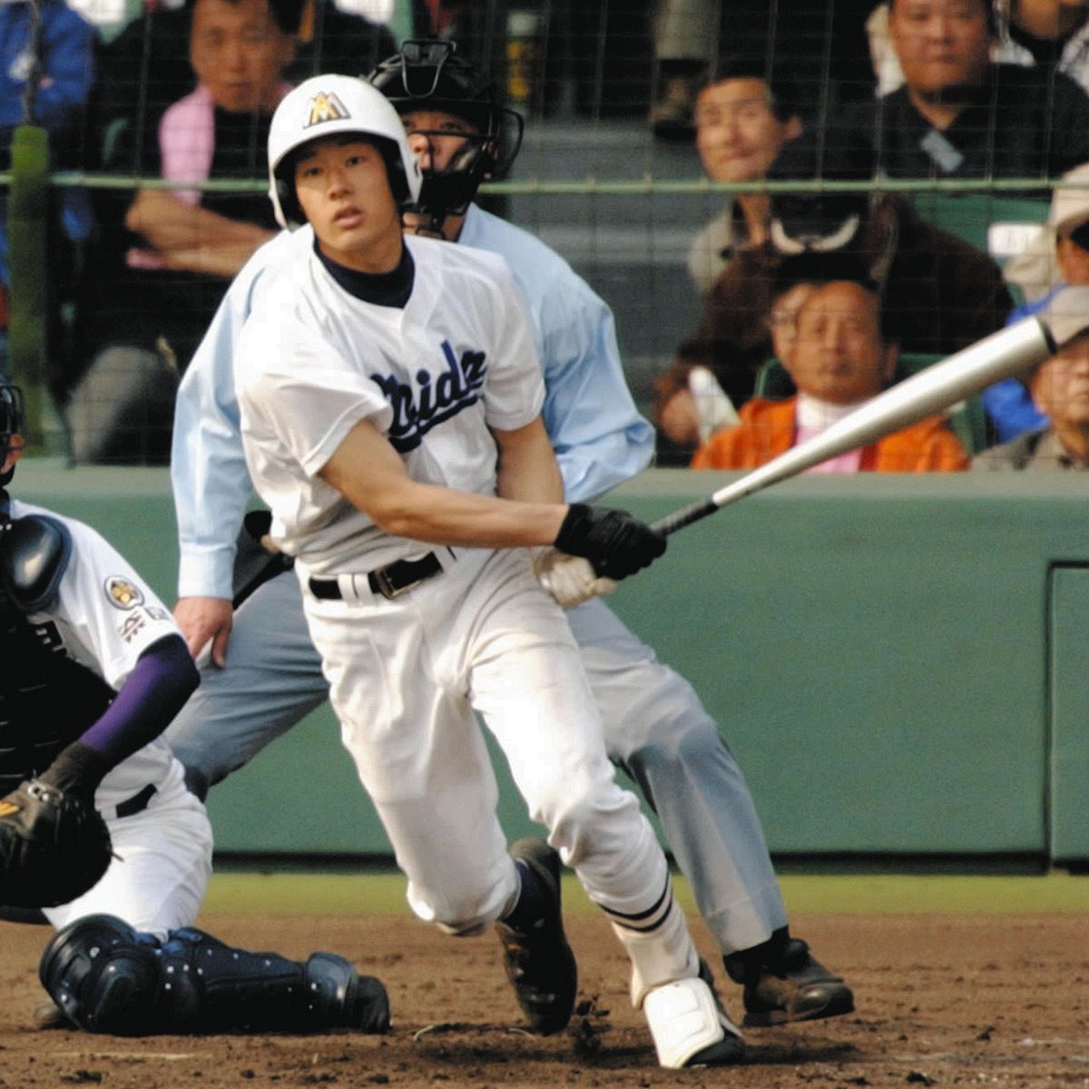 ◇愛工大名電・堂上直倫、バックスクリーン弾【写真】：中日スポーツ