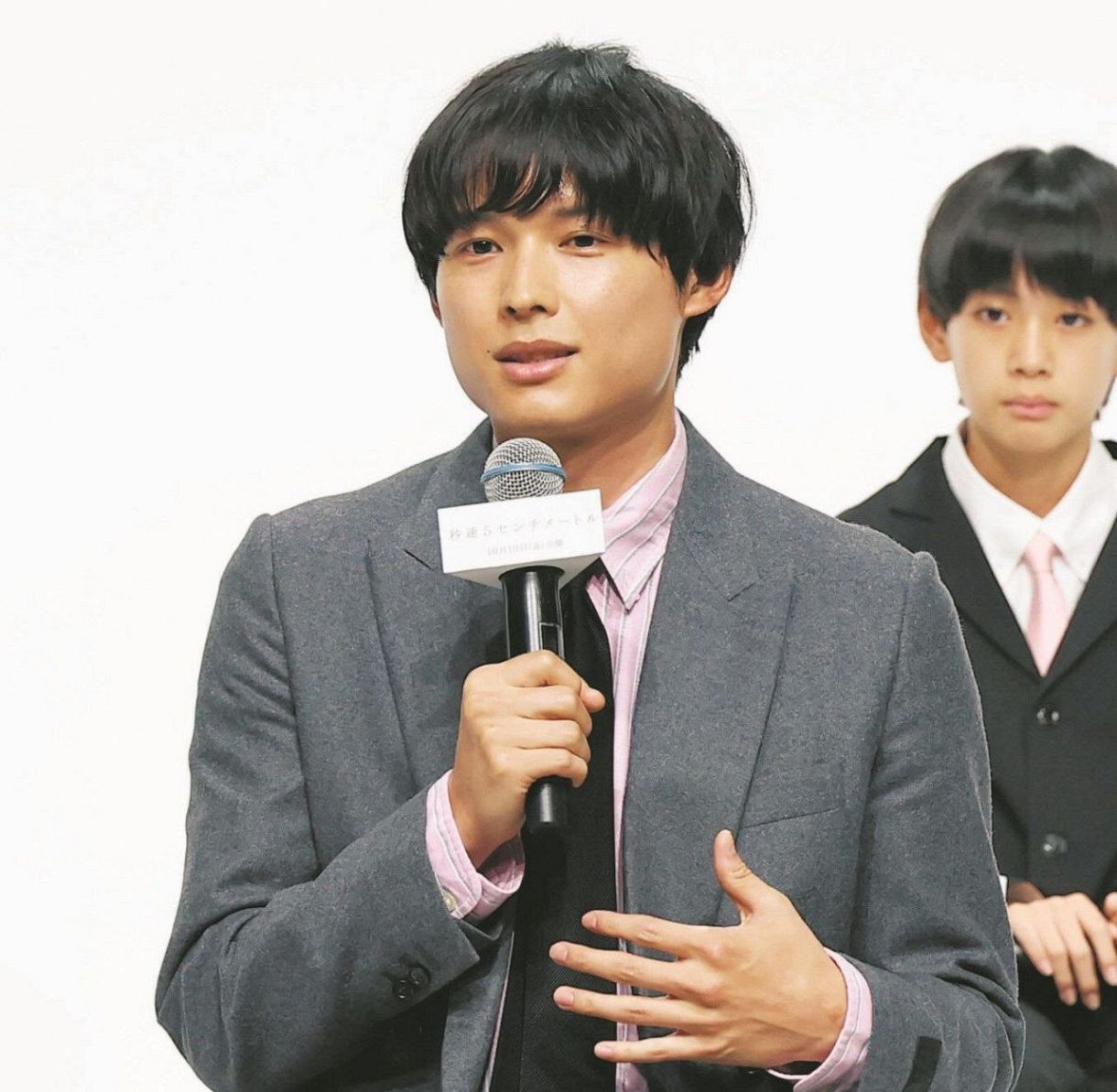 SixTONES松村北斗、初の単独主演映画完成に「切ない恋の物語にどっぷり