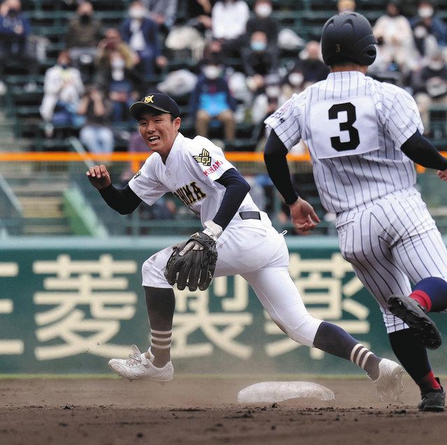 センバツ甲子園 三島南 最後まで粘る 堅守の深瀬暖選手 中日新聞しずおかweb