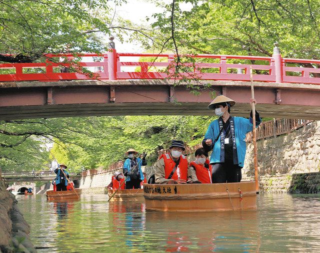 お待たせ 春のたらい舟 大垣 ３年ぶり家族連れら満喫 中日新聞web