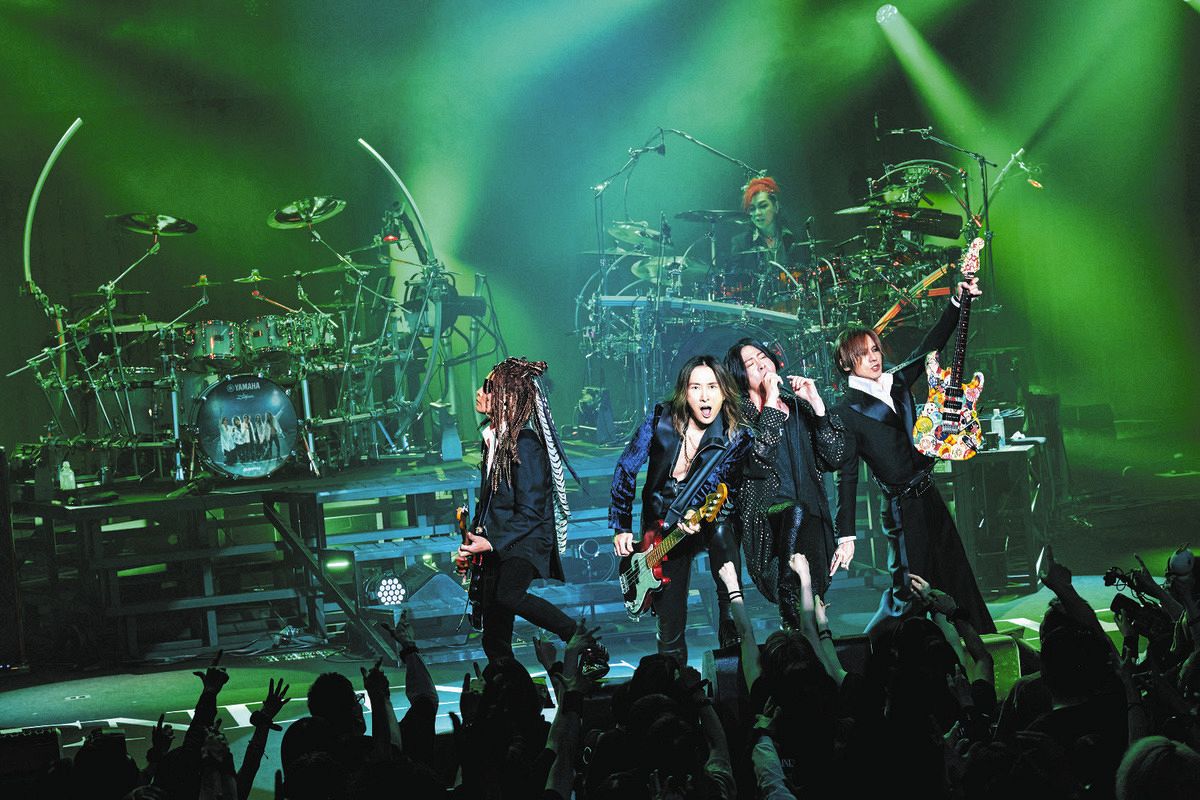 LUNA SEAが地元・秦野で初凱旋ライブ RYUICHI「今夜は真矢の思いもここ