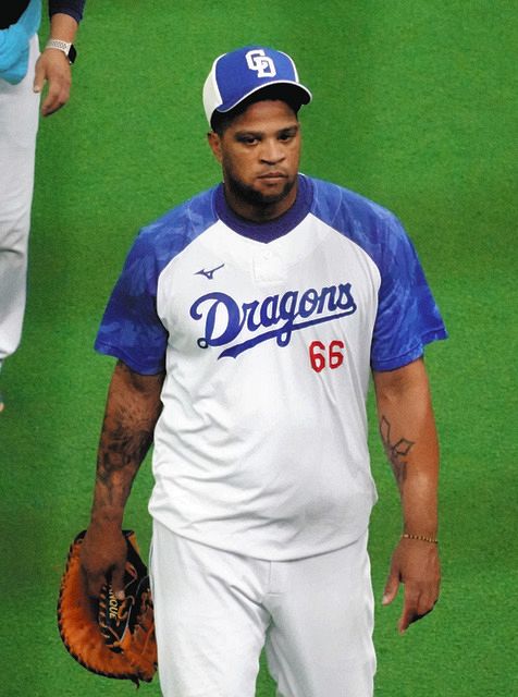 横浜遠征”離脱”の中日・ビシエドが練習再開「大ごとではなくて…」4日