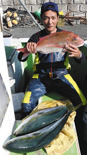釣ったヤリイカで大型魚を狙う！葉山鐙摺港「与兵衛丸」から出船