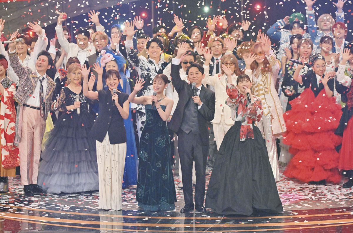 紅白歌合戦の舞台裏、NHK広報も知らなかったB'zの登場演出、そして