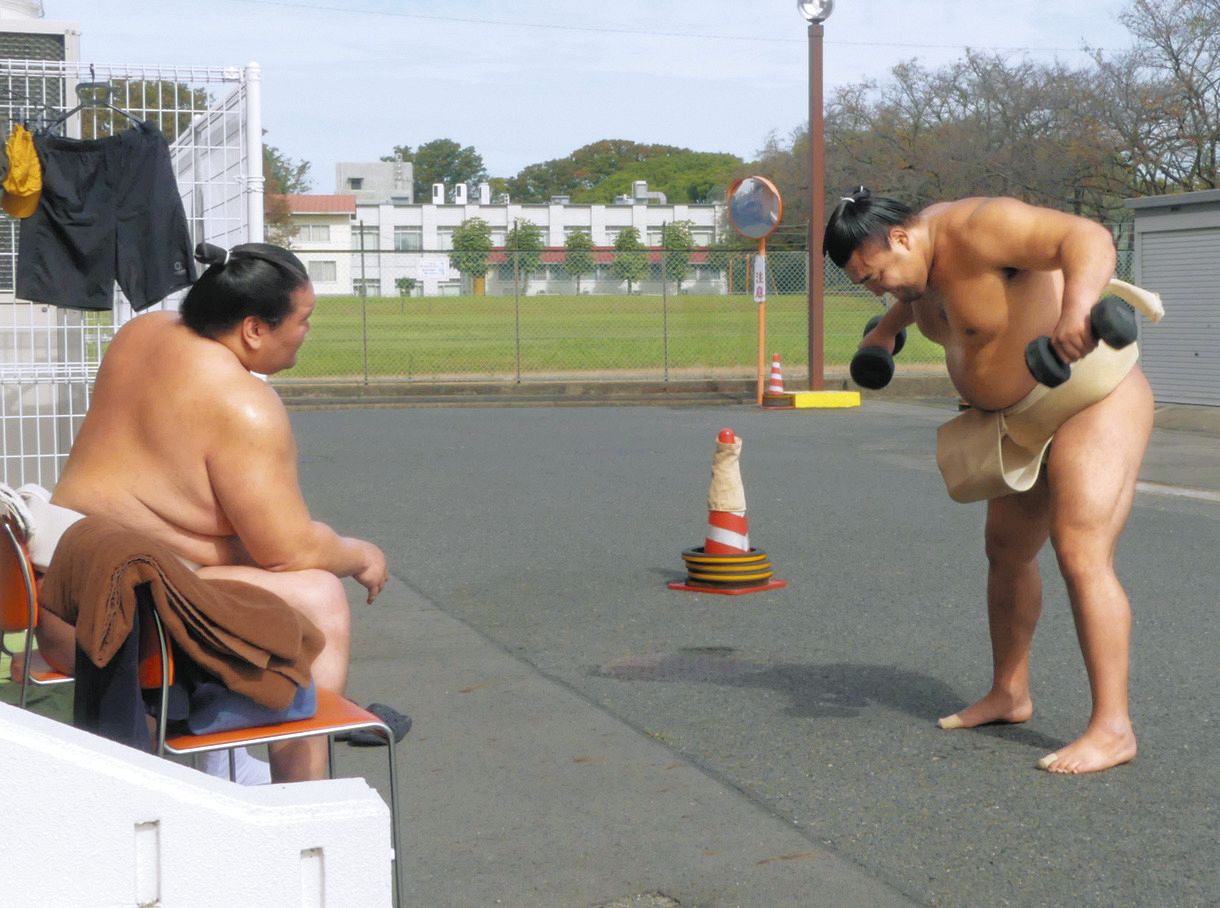 大相撲 「横綱からやろうって言われて…」2度目Vの大関霧島、実を結んだ『マッチョ化計画』【番記者メモ】：中日スポーツ・東京中日スポーツ