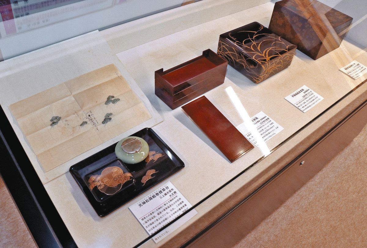漆の美しさを間近で 4月12日まで、松阪・旧長谷川治郎兵衛家で企画展