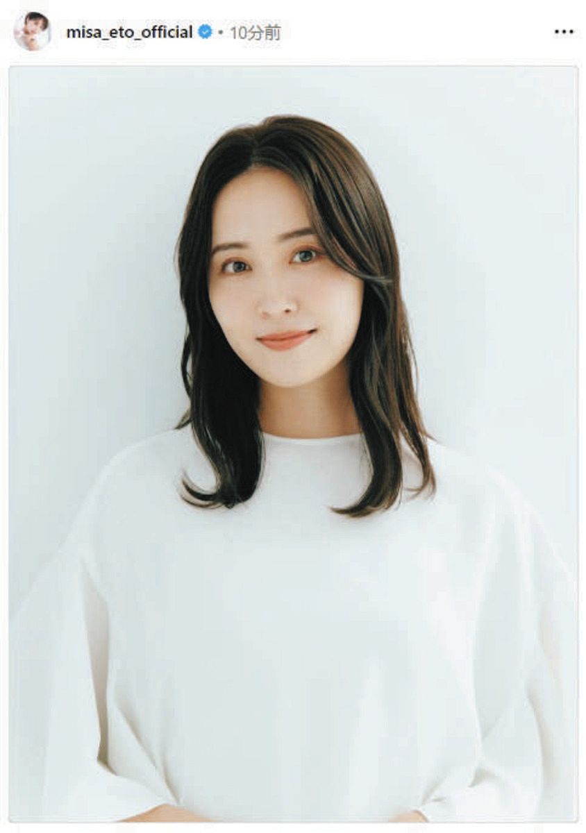 ◇衛藤美彩、白のトップスで…新しい『宣材写真』【写真】：中日