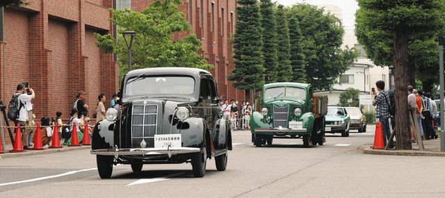 トヨタの名車が続々走行 産業技術記念館２９周年で：中日新聞Web