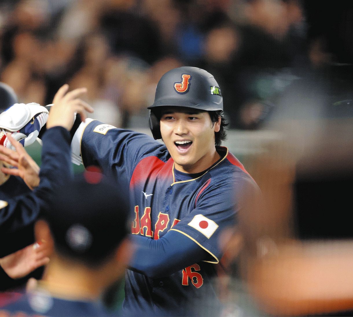 大谷翔平、開幕戦でいきなり!凄すぎるグランドスラム…貫禄のお立ち台