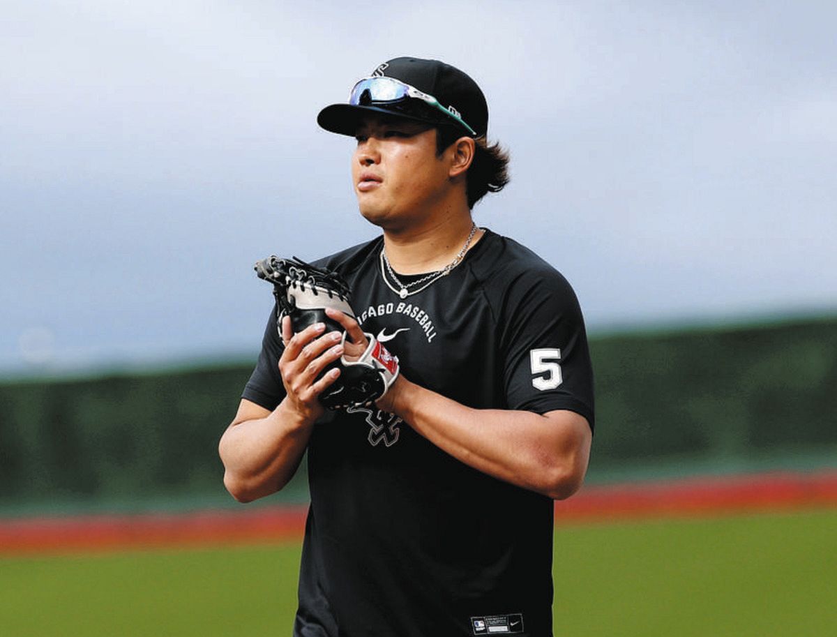 村上宗隆、25戦ぶりスタメン外れる ネット「悲しい」「休養日？代打